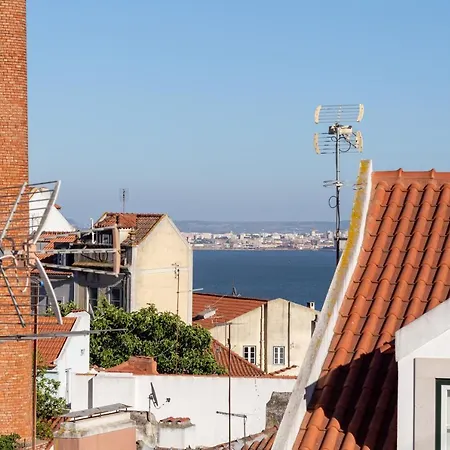 Altido Alfama 365